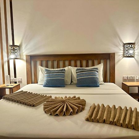 פאג'ה Cezere The Palm Hotel מראה חיצוני תמונה