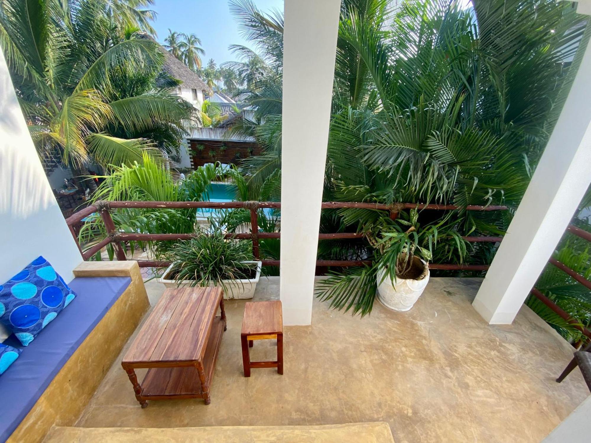 פאג'ה Cezere The Palm Hotel מראה חיצוני תמונה