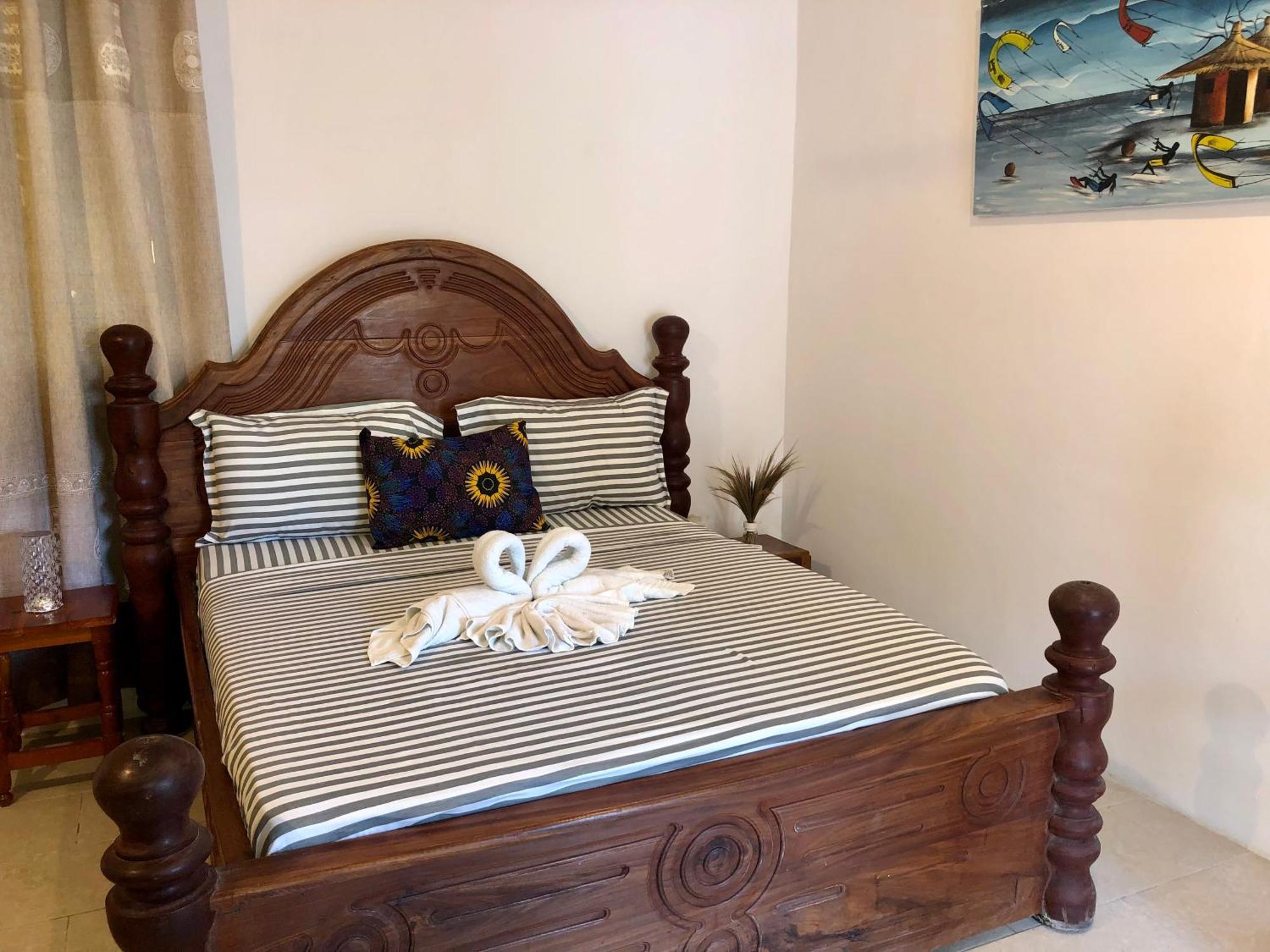 פאג'ה Cezere The Palm Hotel מראה חיצוני תמונה