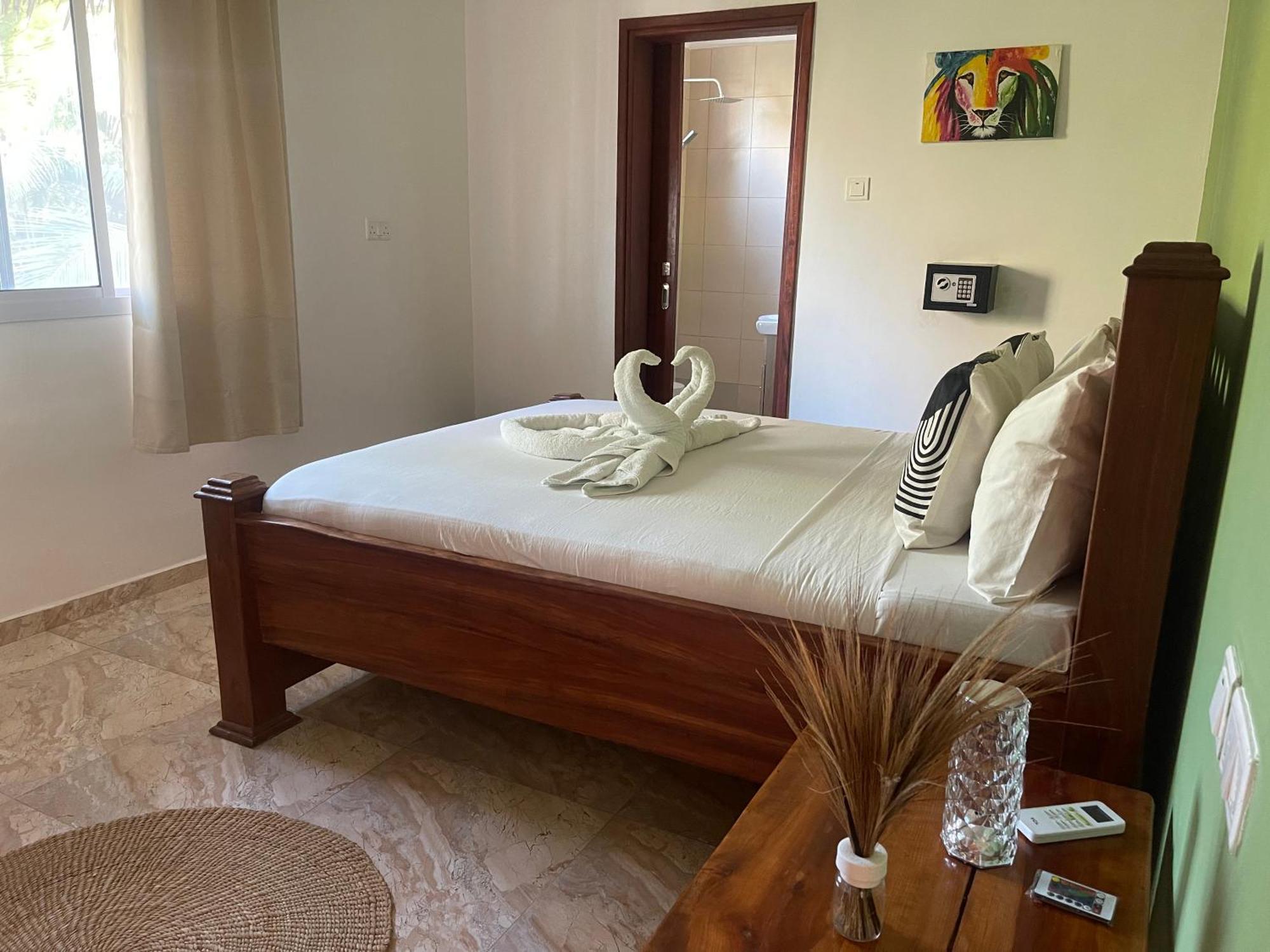 פאג'ה Cezere The Palm Hotel מראה חיצוני תמונה