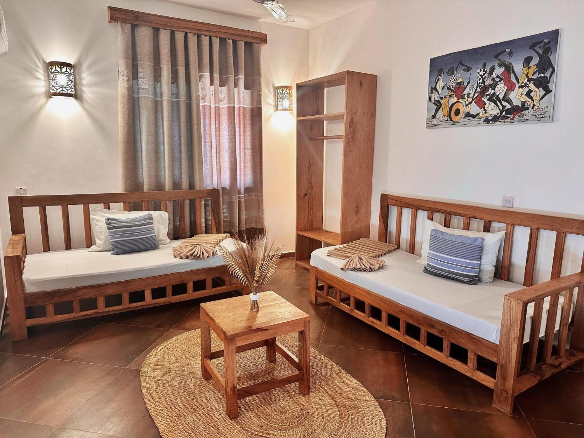 פאג'ה Cezere The Palm Hotel מראה חיצוני תמונה